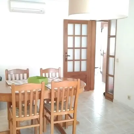 Apartamento Gago Coutinho Apartman *